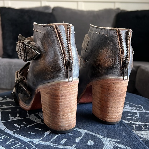 FREEBIRD by Steven Violet - Picture 3 of 7